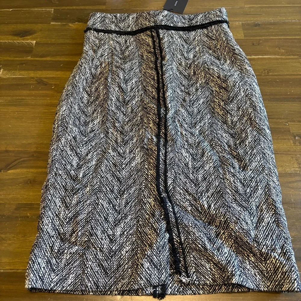 Zara Ausie Blogger Favorite Tweed Pencil Skirt Knee Textured Classy Old Money S